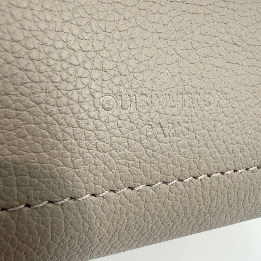 Louis Vuitton Lock Me Ever Greige Leather Mini Bag with Gold LV Hardware Handbag - Picture 8 of 15
